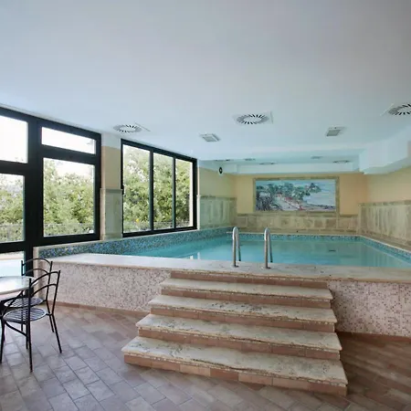 Sleeps 20 Pool Wifi * Collazzone